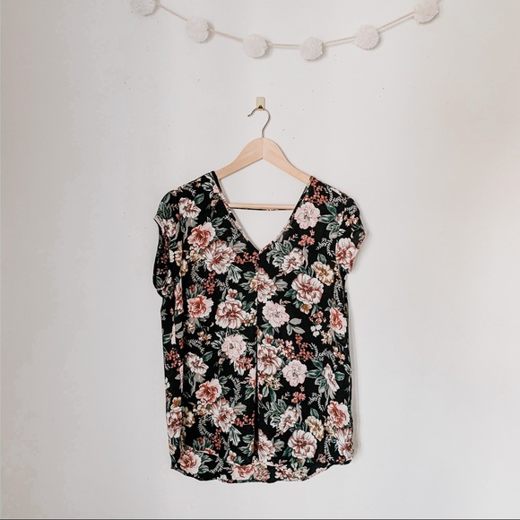 Halogen Tops - halogen boho floral cut out top